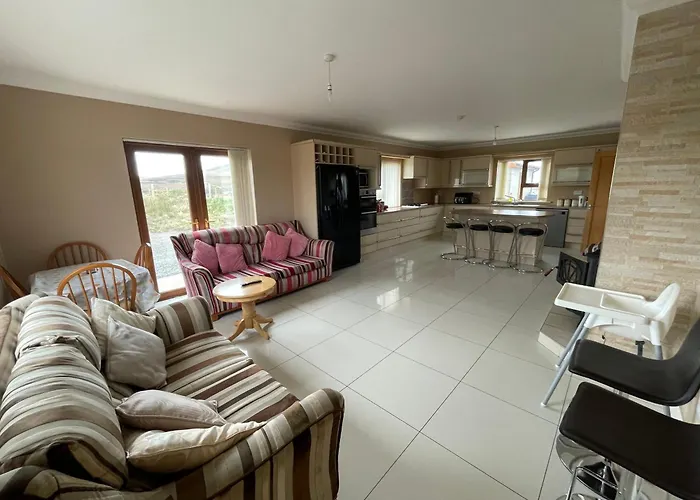 Teach Mhaureen Semesterbostad Gortahork